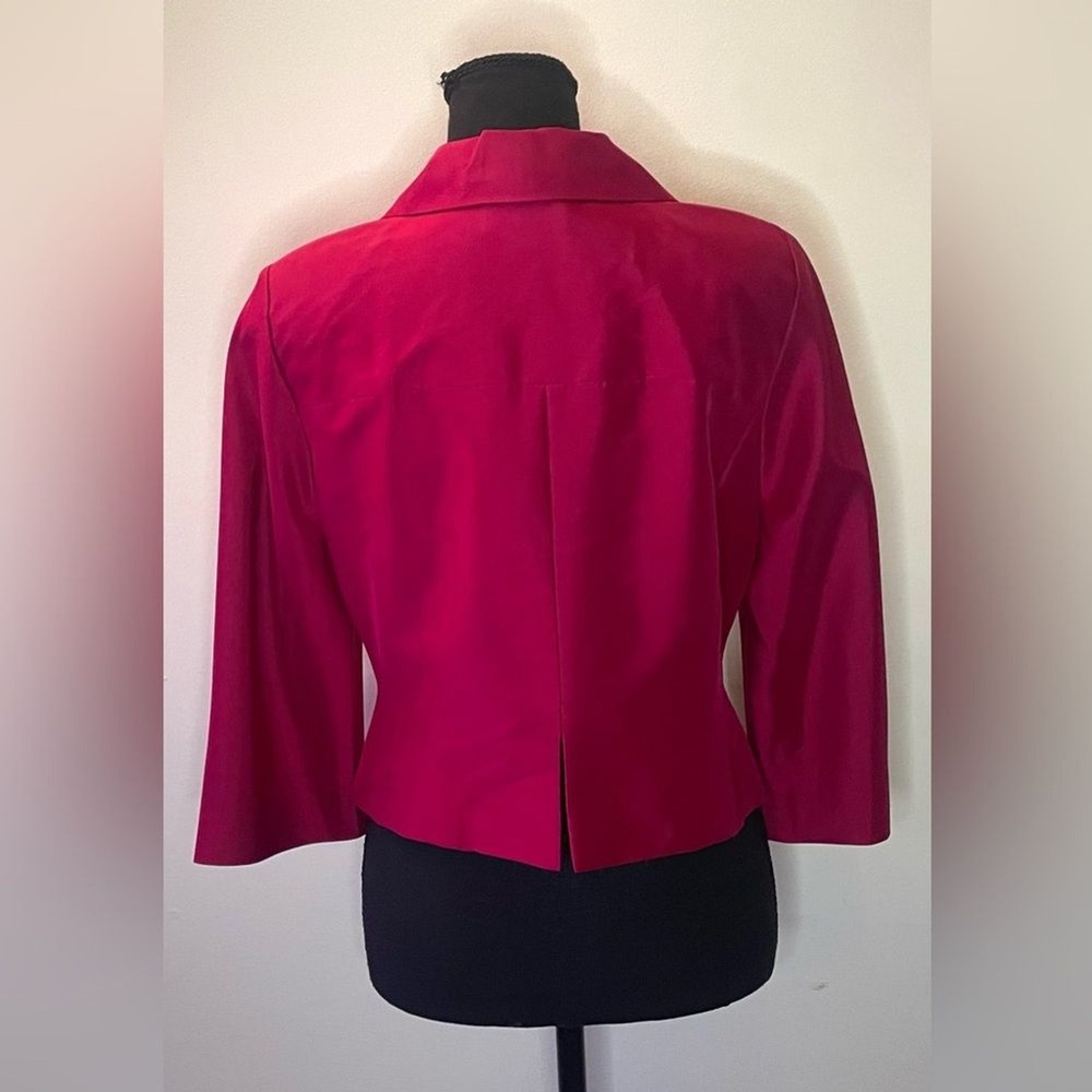 Talbots Petites 100% Silk Berry Pink‎ Cropped Blazer 3/4 Sleeve Beaded Button 8P - Picture 4 of 8